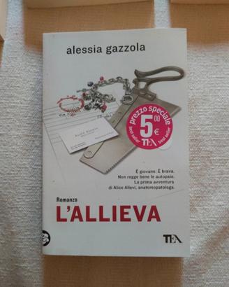 Libri della serie L'allieva (A. Gazzola) 