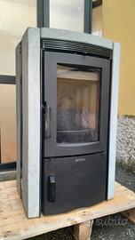 stufa a legna nordica extraflame Ester bii