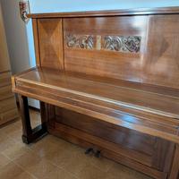 Pianoforte verticale 