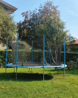Trampolino elastico