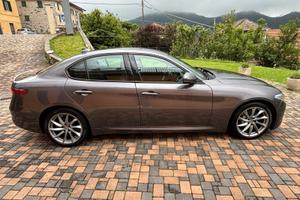ALFA ROMEO Giulia - 2019