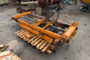 Muletto posteriore per trattore marca Cosmag con p