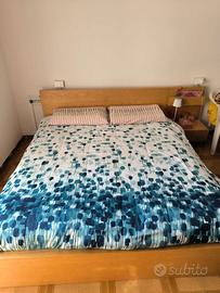 Letto matrimoniale stile moderno