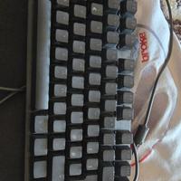 logitech tastiera tkl gaming meccanica 