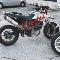 Ducati hypermotard 1100 evo