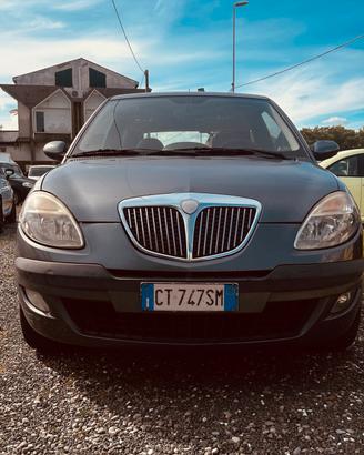 Lancia Ypsilon 1.3 Multijet 16V Platino