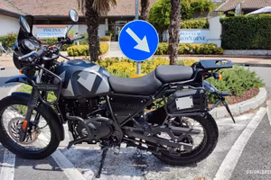 Himalayan 411 Royal Enfield