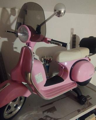 Vespa px elettrica giocattolo