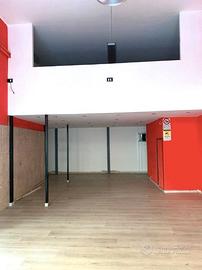 Via Oberdan / Firenze locale 40 mq e soppalco