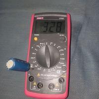 Tester Condensatori / Resistenze UNI-T UT601