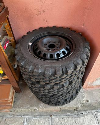 Gomme + cerchi Panda 141 4x4