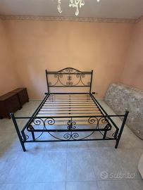 letto in ferro battuto compreso di rete