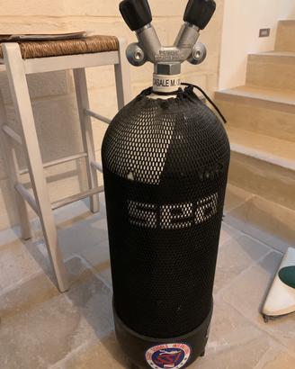 Bombola sub seac pari al nuovo con libretto 15lt