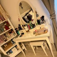 specchiera per il trucco 