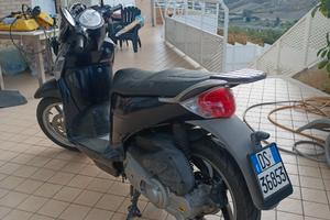 Aprilia Scarabeo 200 - 2010