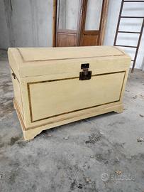 baule laccato anni Quaranta