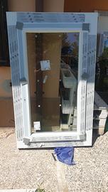 2 Serramenti Nuovi in PVC bianco