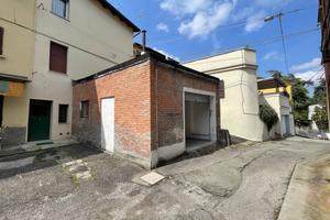 Box / Garage di 35 m² a Bologna