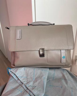 Valigetta PIQUADRO vera pelle