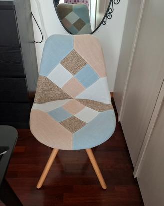 sedia patchwork azzurra e beige
