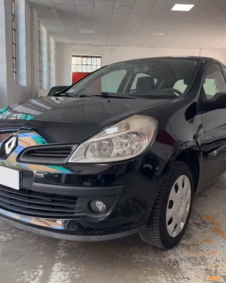 Renault Clio 1.4 16V 5 porte Dynamique