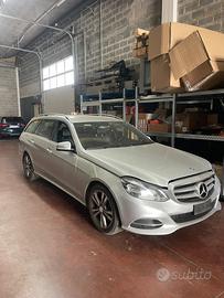Mercedes e 250 4 matic  Motore rumoroso
