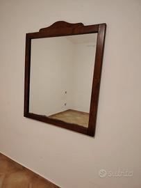Tavolino e specchio 