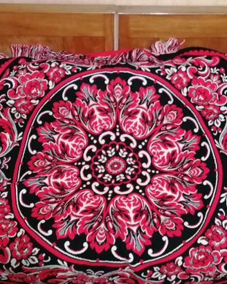 coperta abruzzese con cuscini
