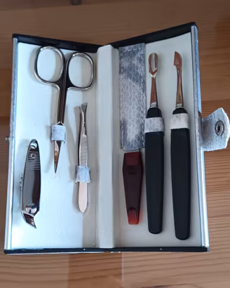 Set Manicure da viaggio 6 pezzi acciaio inox