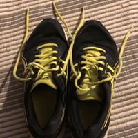 scarpe da ginnastica