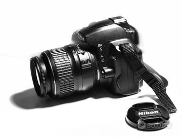 Macchina Fotografica digitale Nikon D3000