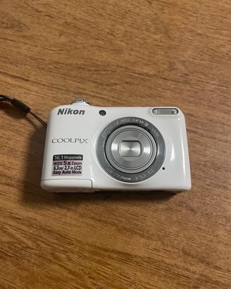 Fotocamera nikon coolpixL27 digitale