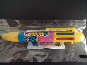 Penna multicolore Me contro te, nuova, imballata