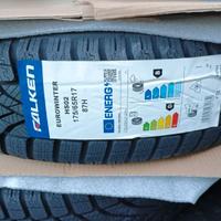 Cerchi originali Toyota Aygo x con gomme invernali