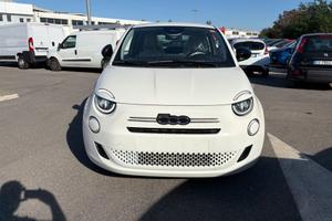 Fiat 500 Berlina Hybrid Icon