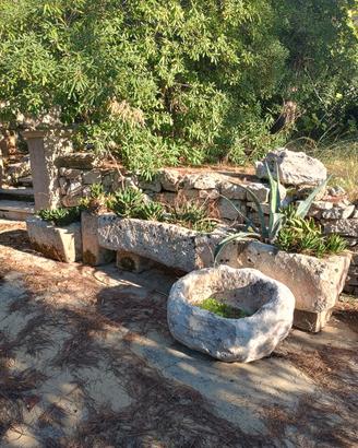 Pila antica in pietra