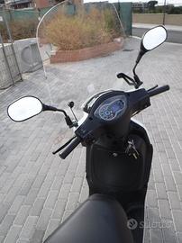 Leva freno nero destro anteriore SYM e PEUGEOT