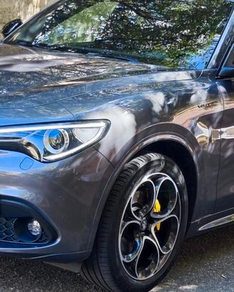 Alfa Romeo Stelvio 2.2 Turbodiesel 210 CV AT8 Q4 V