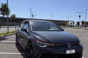 GOLF 8 GTI 245 CV CON GANCIO TRAINO