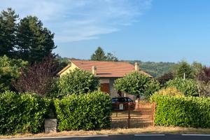 Casa con ampio giardino Avaglio (Marliana)