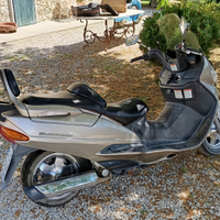 Suzuki Burgman 250