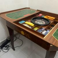 Tavolo da gioco in legno antico