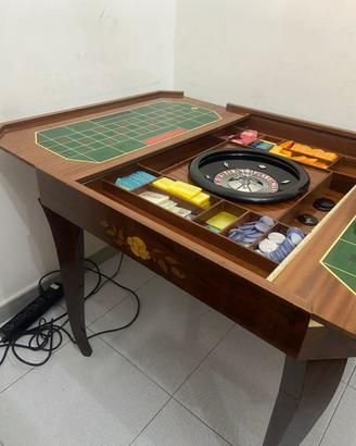 Tavolo da gioco in legno antico