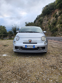 Fiat 500 S con allestimento Abarth