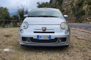 Fiat 500 S con allestimento Abarth