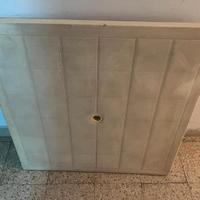 Tavolo e poltroncine in plastica da esterno 