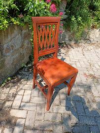 6 sedie in legno con sedile di pelle 