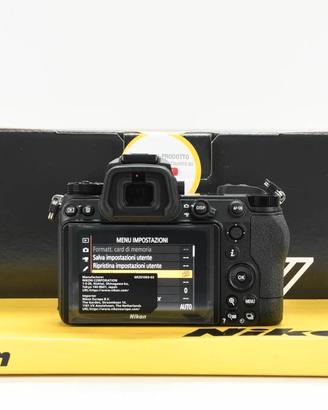 Nikon Z6 II USATO GARANTITO PER DUE ANNI