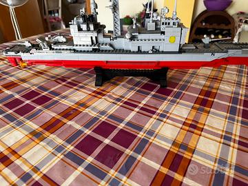Nave militare lego