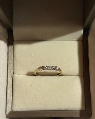 anello oro e diamanti